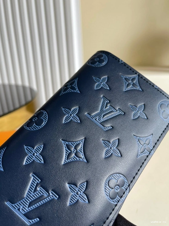 WIS VUITTON BRAZZA LOUIS WALLET 1119